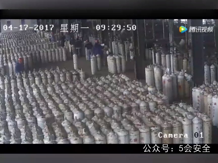 气瓶事故瞬间合集