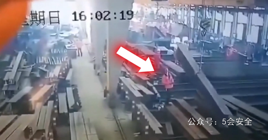 电动葫芦事故